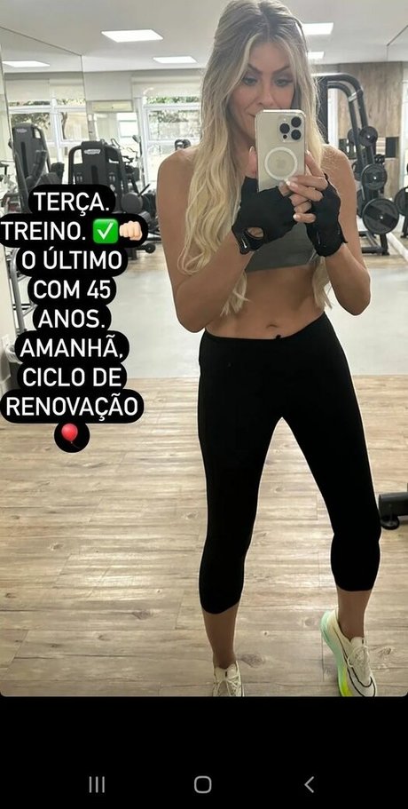 Renata Fan porn model images