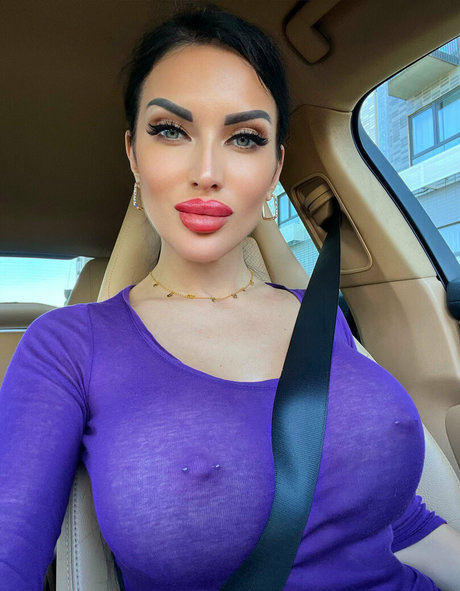 j__gri nudes actress pics