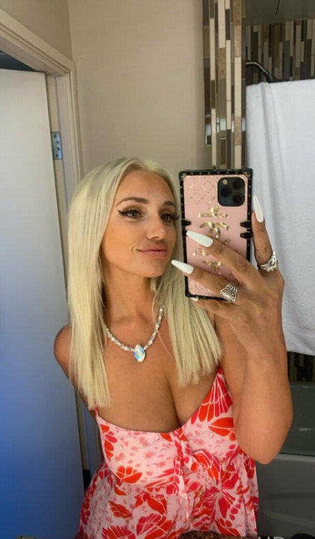 itshollyday pornstar top archive