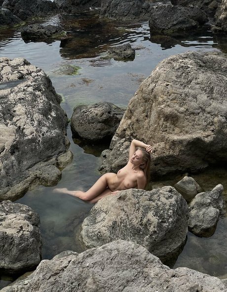 ioannova exclusive pornstar picture