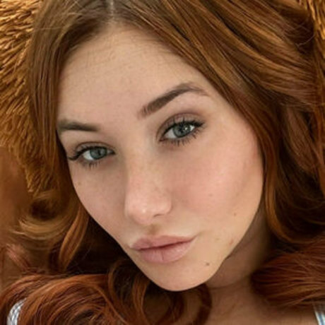 misshannahnicole model art image