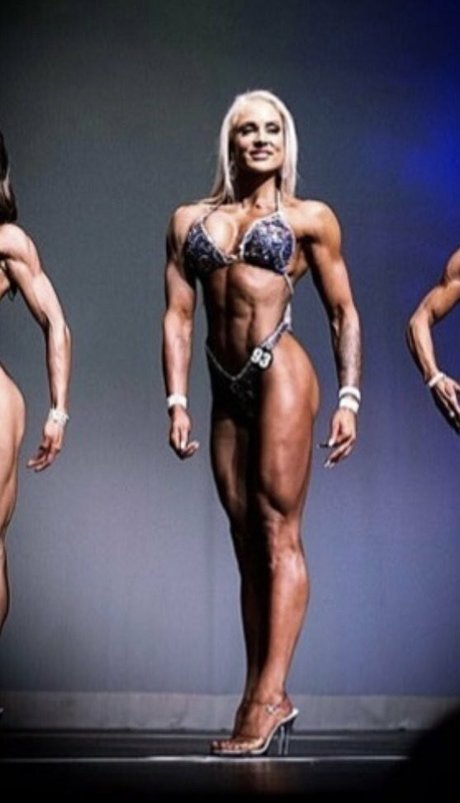 asian brunette onlyfans best pictures