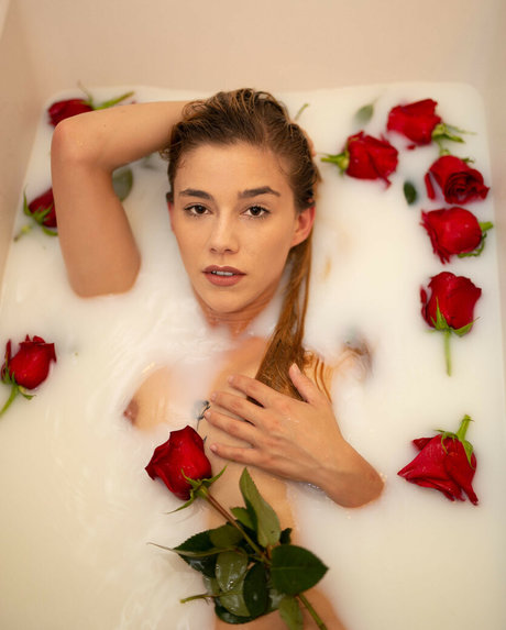 Lillbbyy pornographic star img