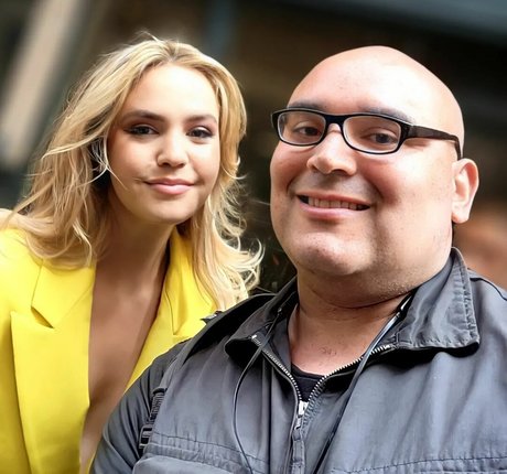 Bailee Madison pretty model galleries