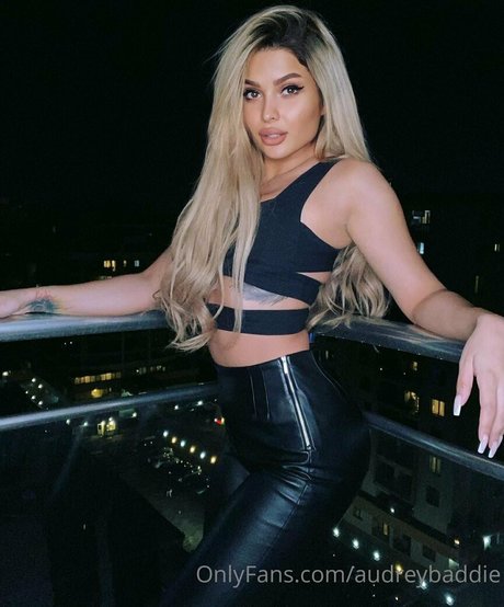 teacher milf onlyfans porn images