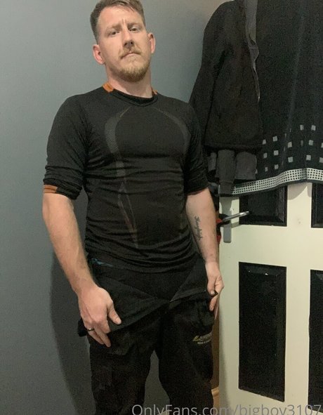 bigboy3107 star nude picture