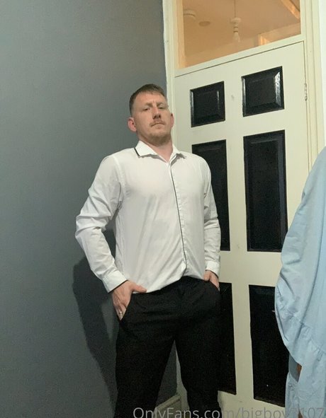 bigboy3107 model beautiful images