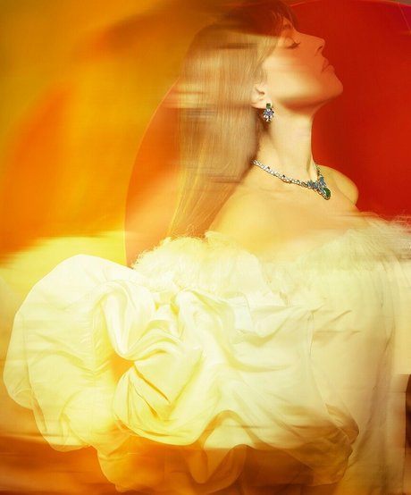 Monica Bellucci model picture