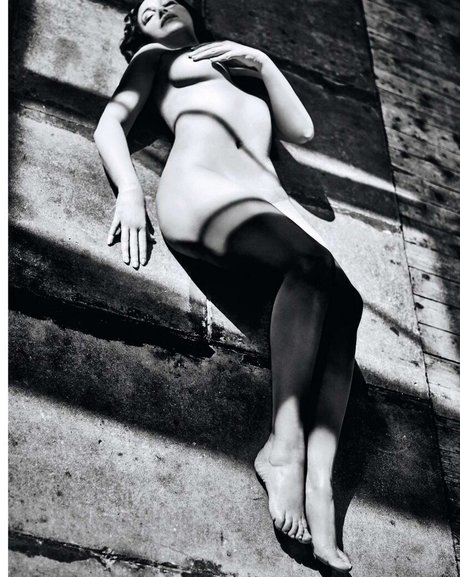 Monica Bellucci perfect pornstar image