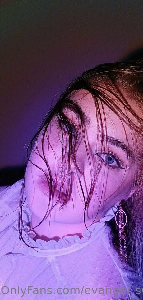 evangel sweet model high quality img