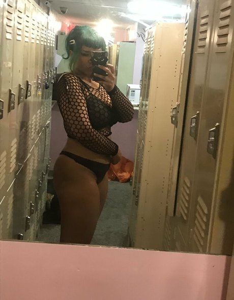 ghettogoth pretty actress pic