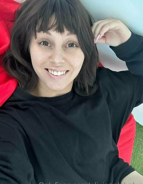 oliviaonlybaby naked actress picture