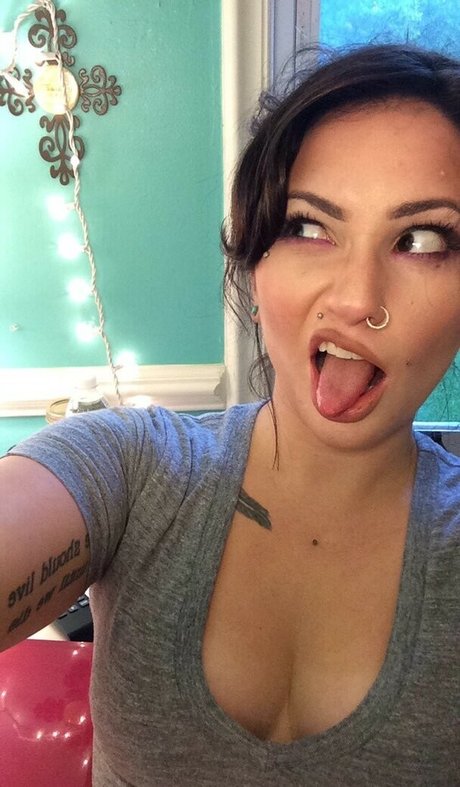 Lala Kitty model porn image