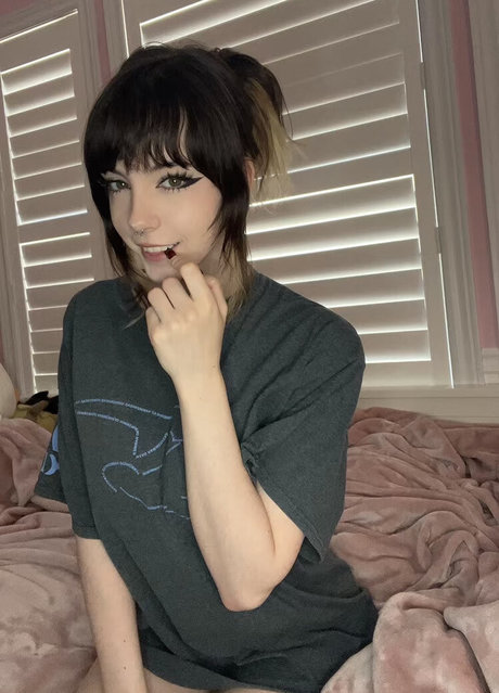 emiki28 top model image