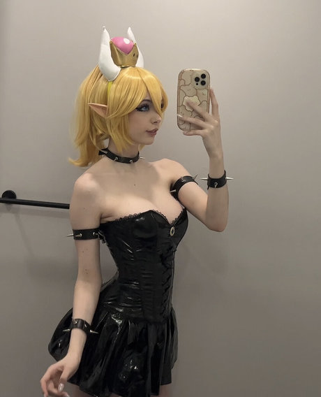 hottest young onlyfans hd picture