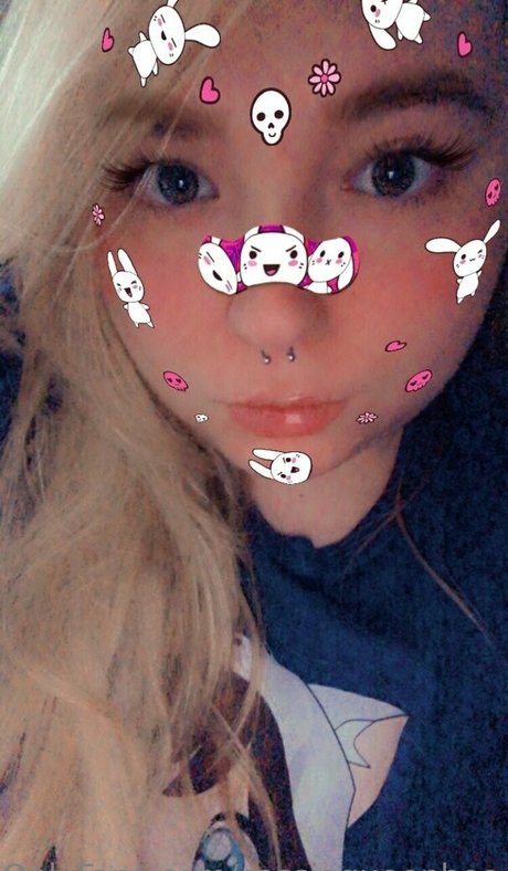 cassiequeenboo nude actress img