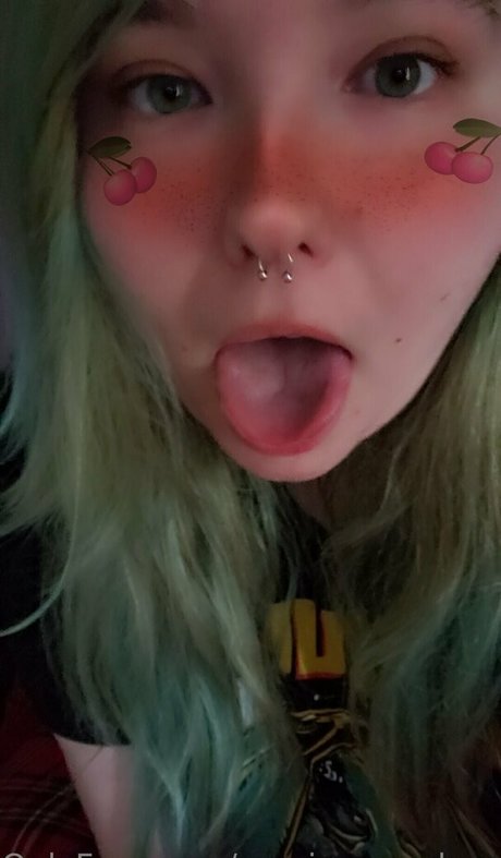 cassiequeenboo model pretty img