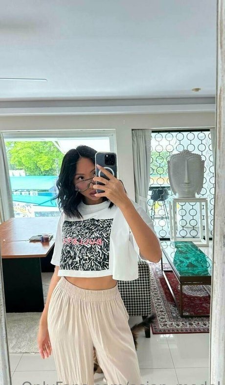 shemale cum in mouth onlyfans hot porn pic