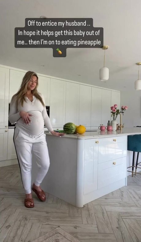 Emily Rose Ross pornstar photo