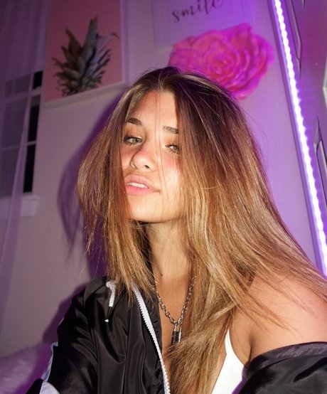 trans teen onlyfans art nude photo