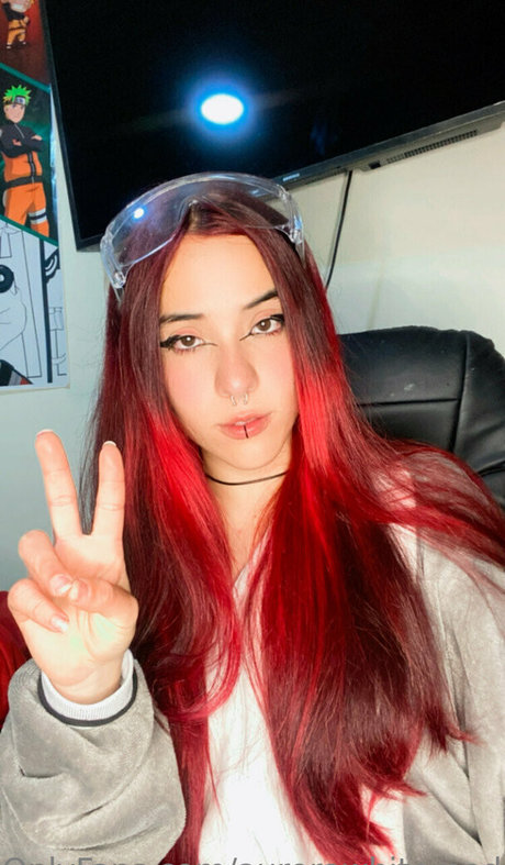 aurorawhitemodel actress pictures