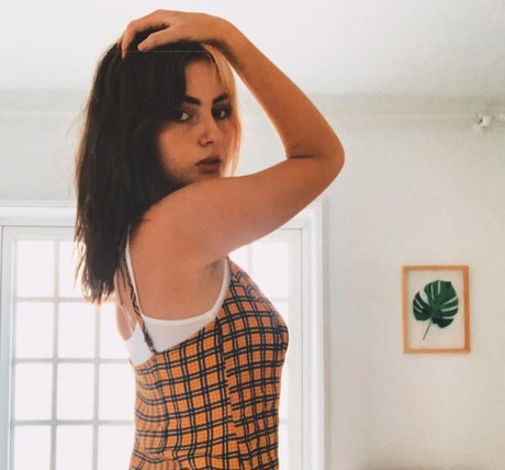 _carlaperezz adult model gallery