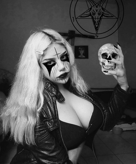 dolldruunk pretty actress pictures