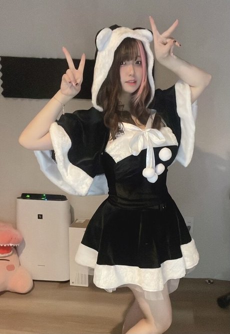 Yui Hiiragi pornographic model pic