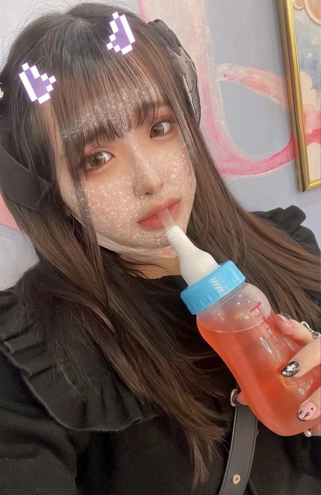 Yui Hiiragi beautiful star images