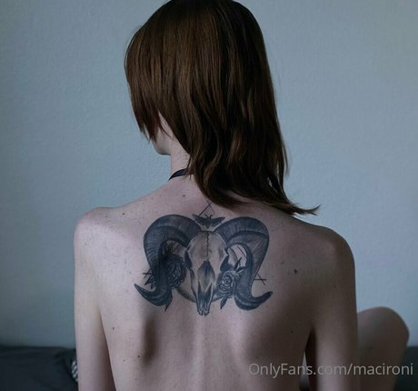 bikini princess onlyfans art nude archive