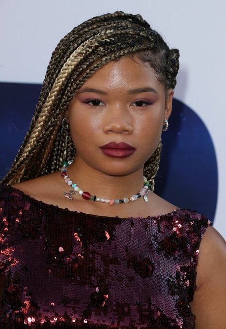 Storm Reid art model image