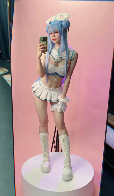 Tako Chan xxx model gallery