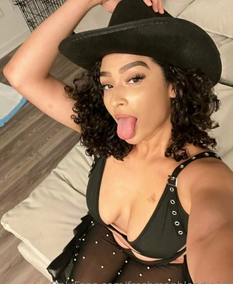 thick latina milf onlyfans hot sex archive