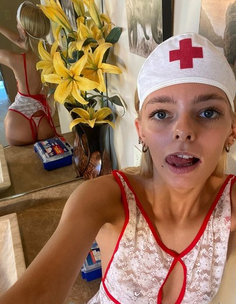 shemale handjob onlyfans art xxx archive