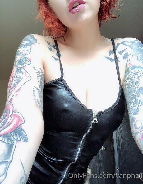 vanphell exclusive star image