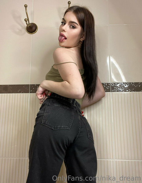 nika dream nudes model images