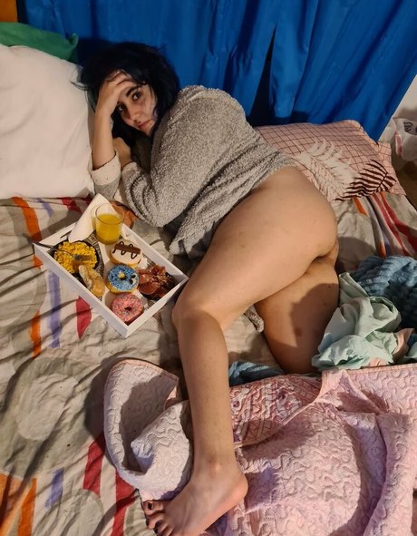 curvy shemale onlyfans sexy naked photos