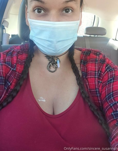 sincere susannah adult model pic