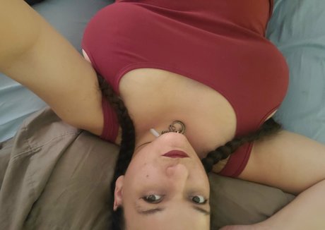 girl on girl onlyfans nice pic