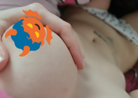 alittlebitpsycho98 adult model pictures