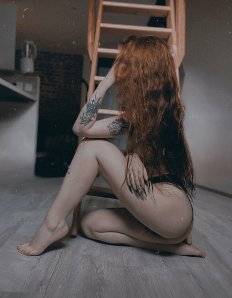 selenophiliaa art actress photos