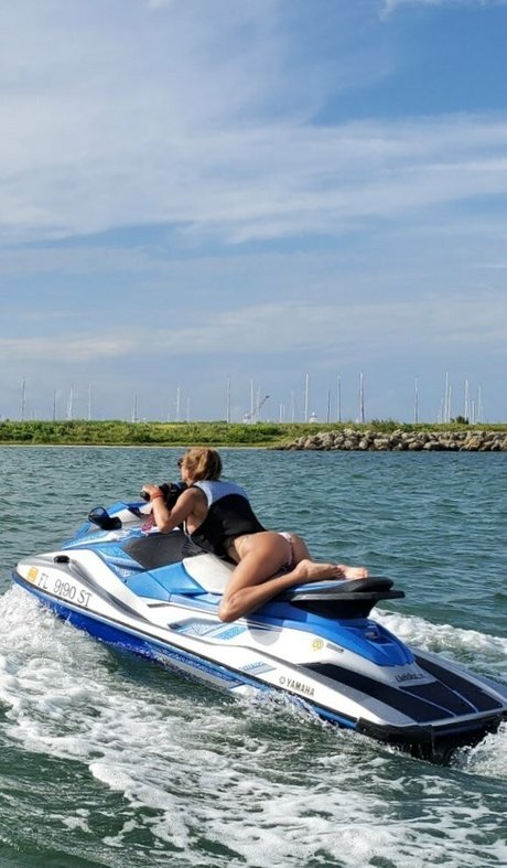 woodsman wife nice actress img