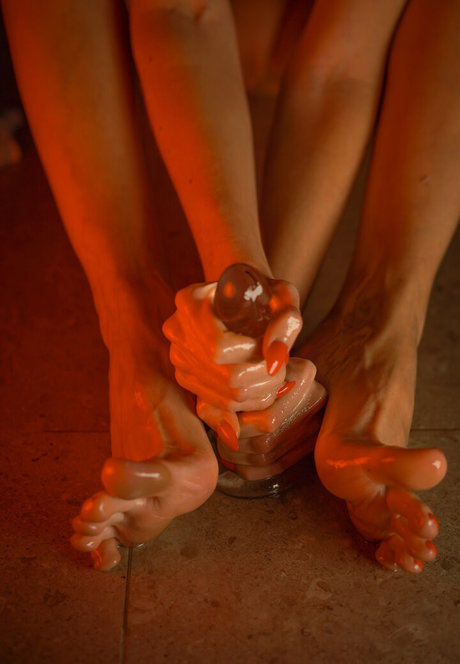 topcreators nude actress pics