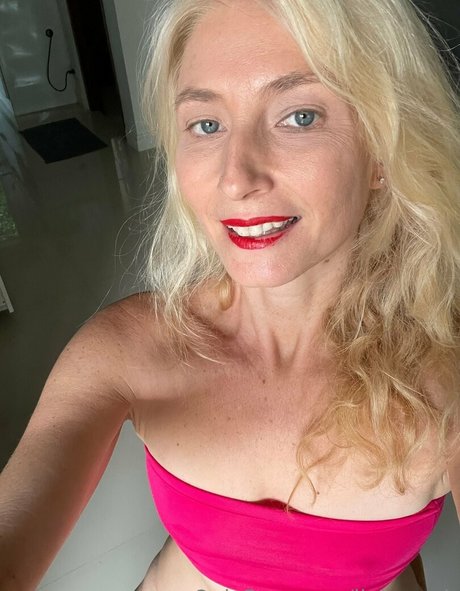 chubby babe onlyfans porno photo