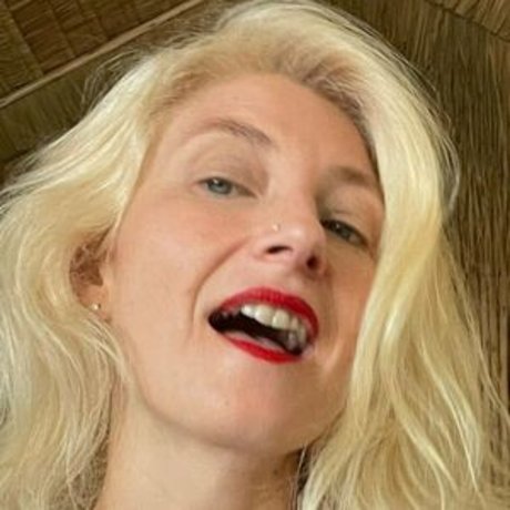 stepsister onlyfans free nude archive