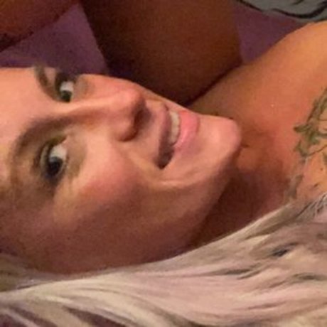 Sweetvenom1 pretty star img