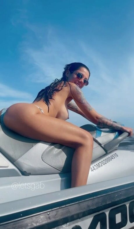 Letsgab pretty actress photo