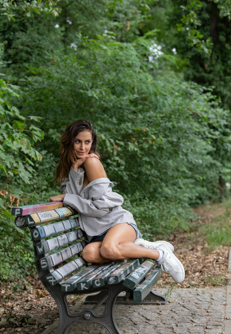 leedali xxx model picture