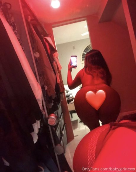 tiddiesbabe model high quality pic