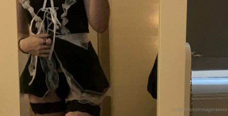 thick latina milf onlyfans sexy pic